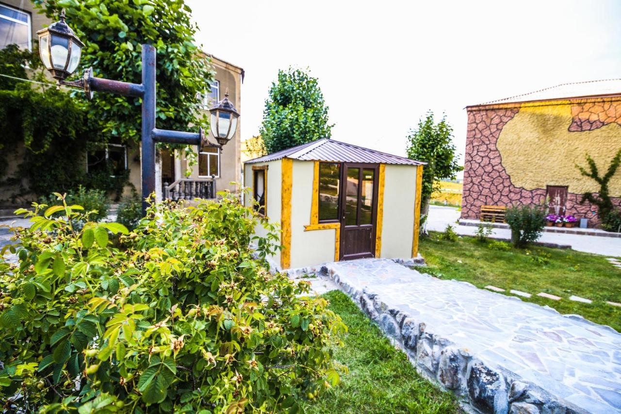 Hotel Oazis Noratus Exterior foto