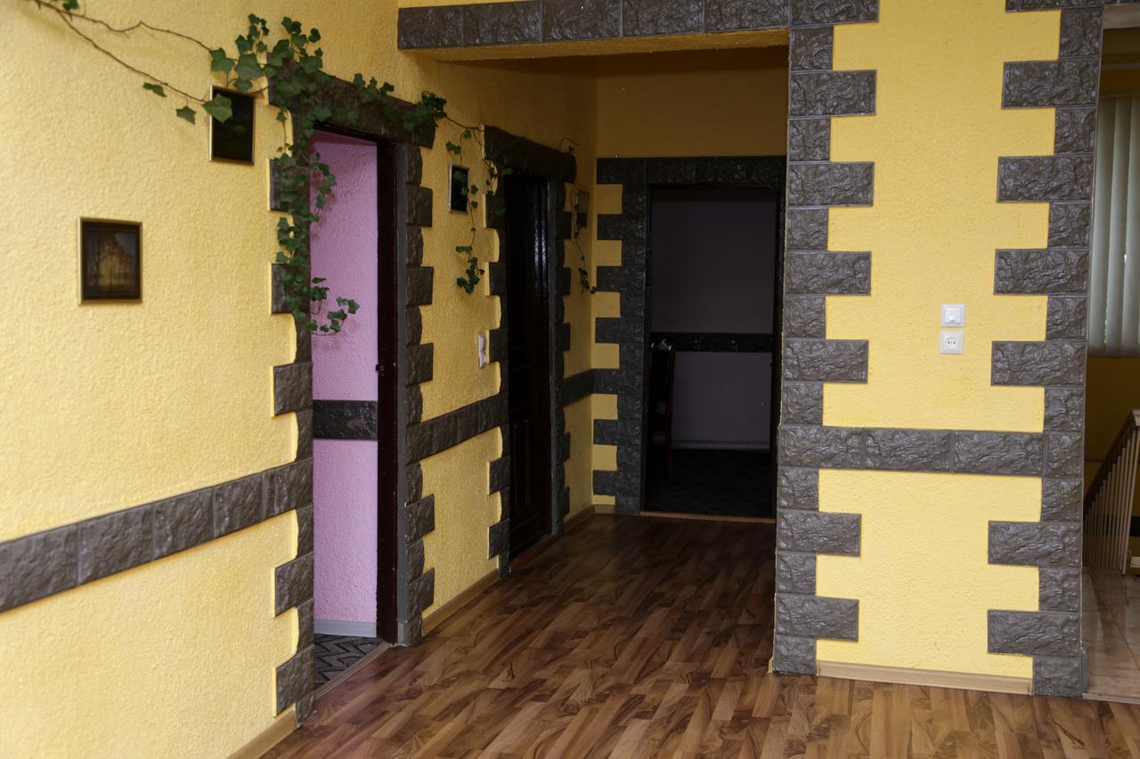 Hotel Oazis Noratus Exterior foto