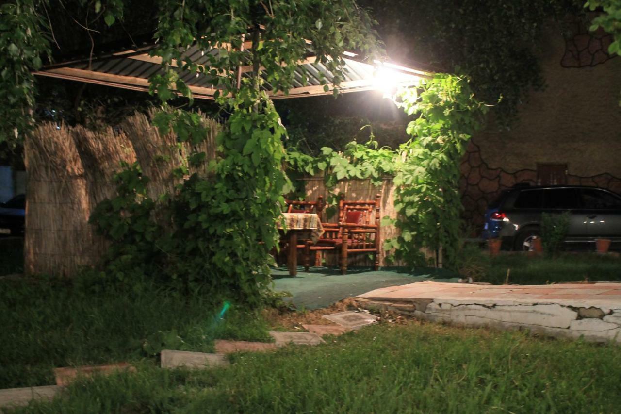 Hotel Oazis Noratus Exterior foto